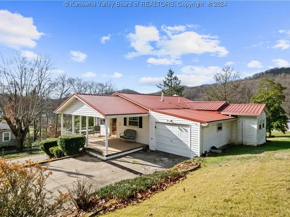 1291 Cemetery Hill Dr, Elkview, WV 25071