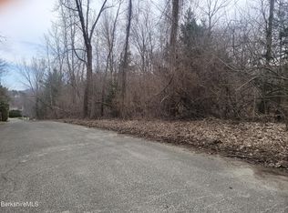 10 Tracie Ave, Adams, MA 01220