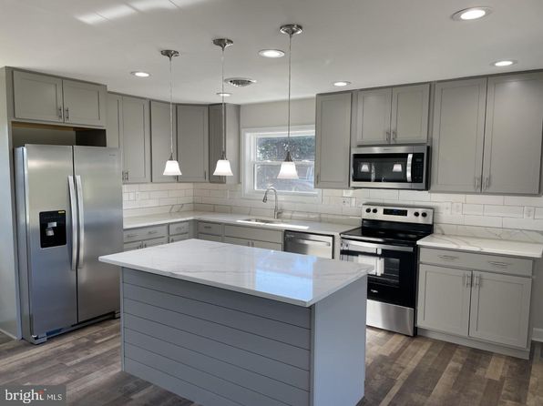 1213 Old Love Point Rd