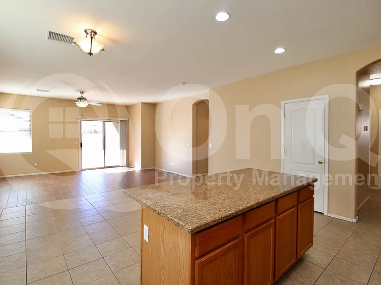 14839 W Larkspur Dr — Photo 6