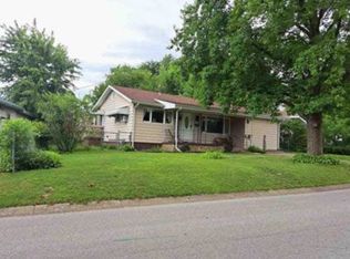 6 Wauneta Pl, Hannibal, MO 63401