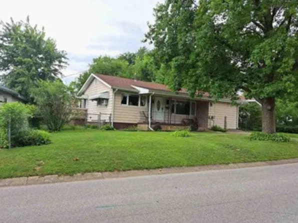 6 Wauneta Pl, Hannibal, MO 63401