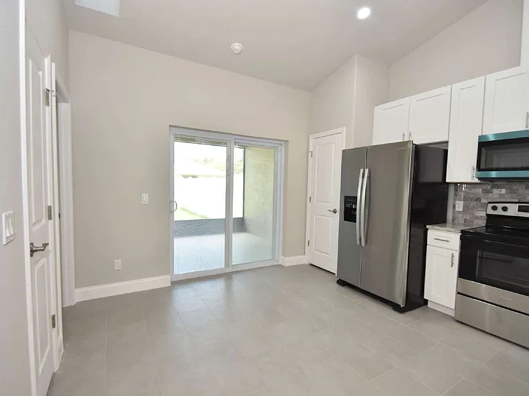 17 Ryapple Ln #A — Photo 6