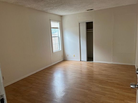 5th image of 2978 Stanhope Dr Unit C