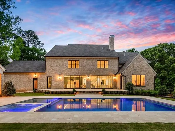 765 Heards Ferry Rd, Sandy Springs, GA 30328