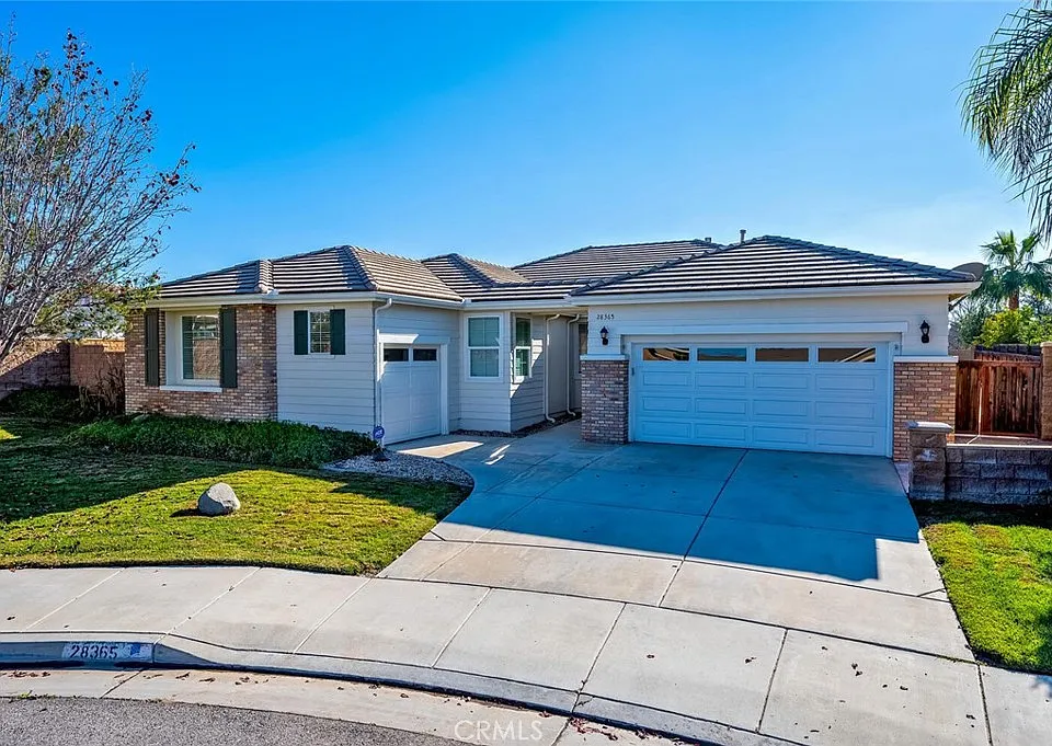 28365 Little Lake Ct