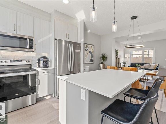 3rd image of 11910 35th Ave SW #30