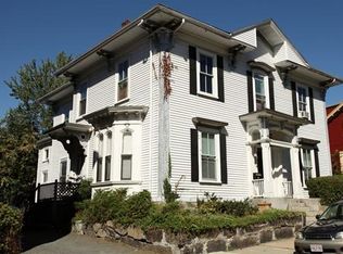 28 Whiting St, Roxbury, MA 02119