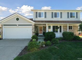 2233 Brookhaven Rd, Canton, MI 48188