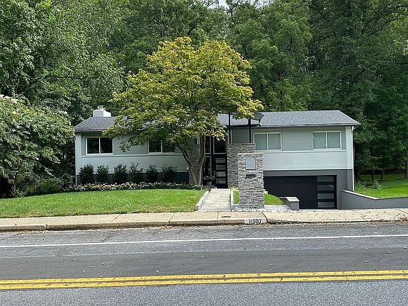 2nd image of 11507 Danville Dr