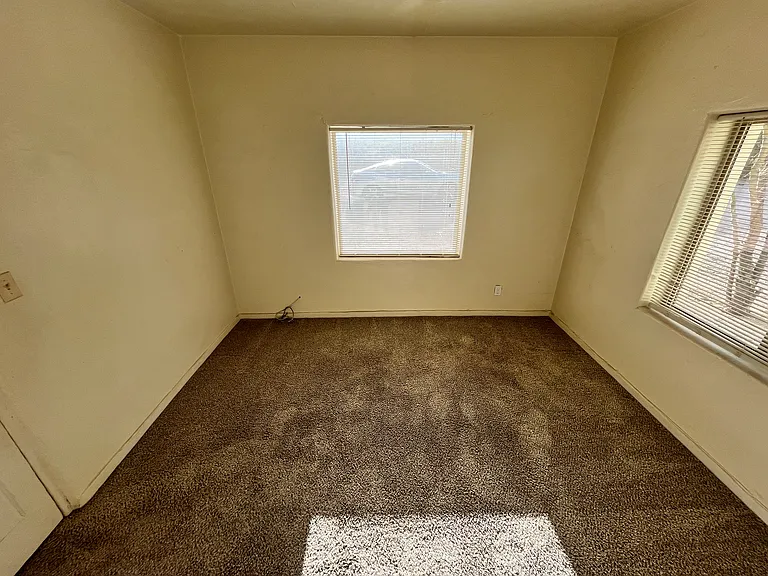 3706 E Fairmount St #EE — Photo 15