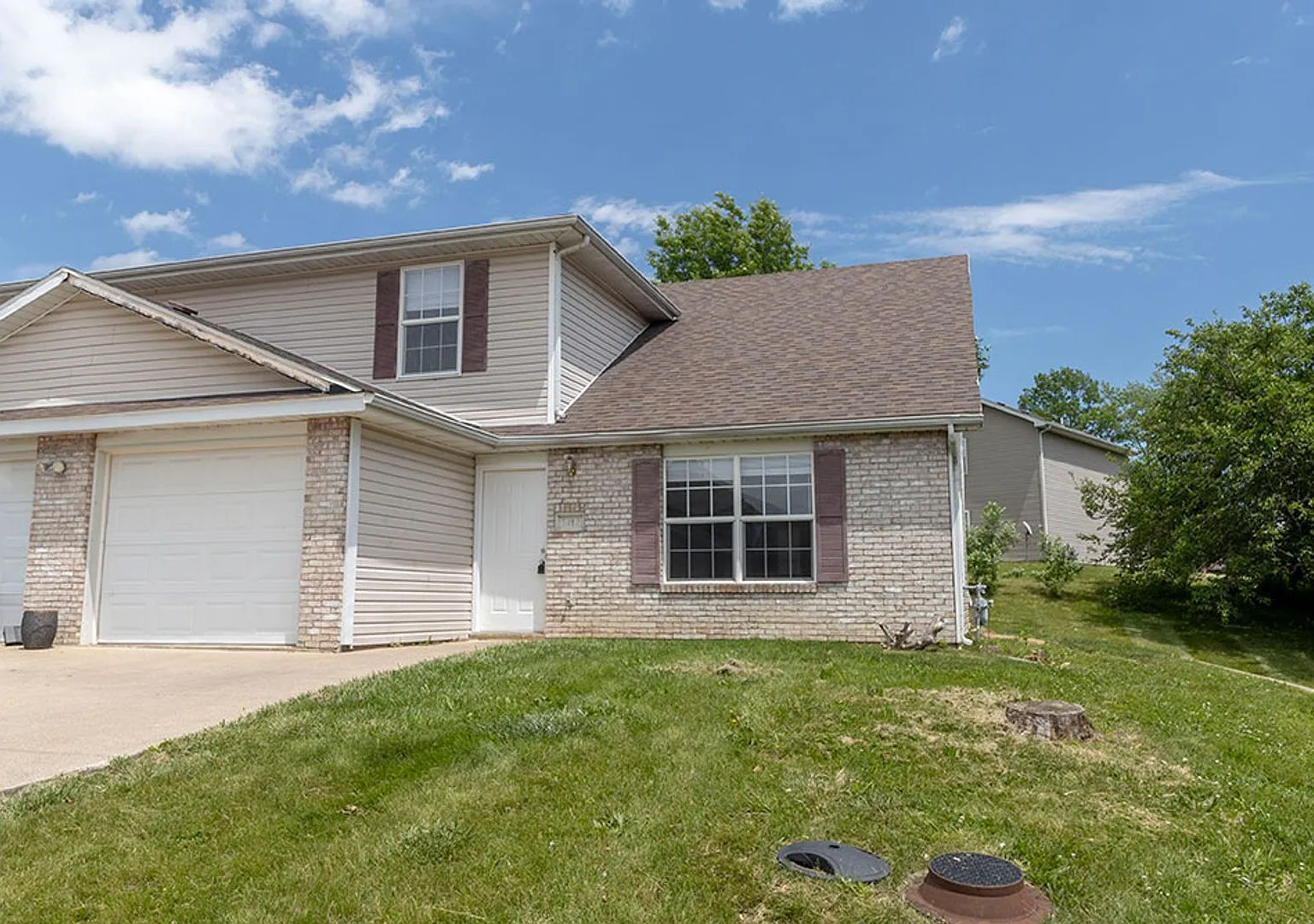 3 Bedroom Duplex — Photo 1