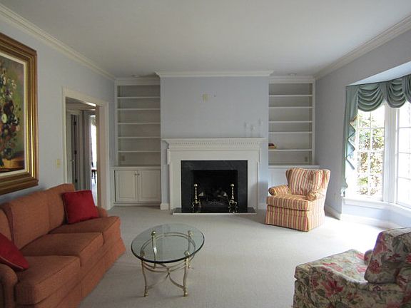 5th image of 1937 Larkspur Dr