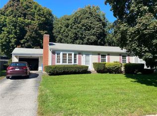 105 Pollett St, Cumberland, RI 02864