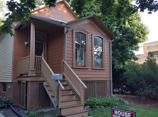 551 Custer Ave, Evanston, IL 60202