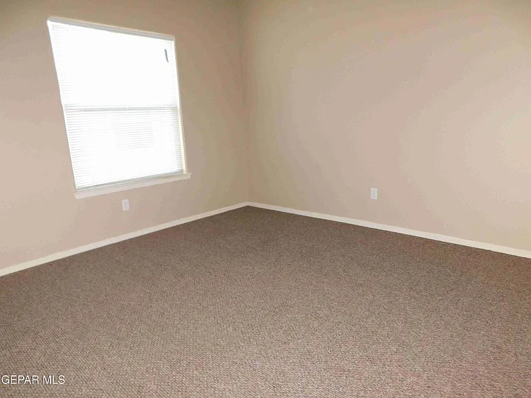 14628 Rockbridge Ave — Photo 9
