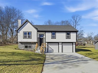 15600 Kay Ave, Belton, MO, 64012
