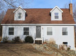 792 Wauwinet Rd, Barre, MA 01005