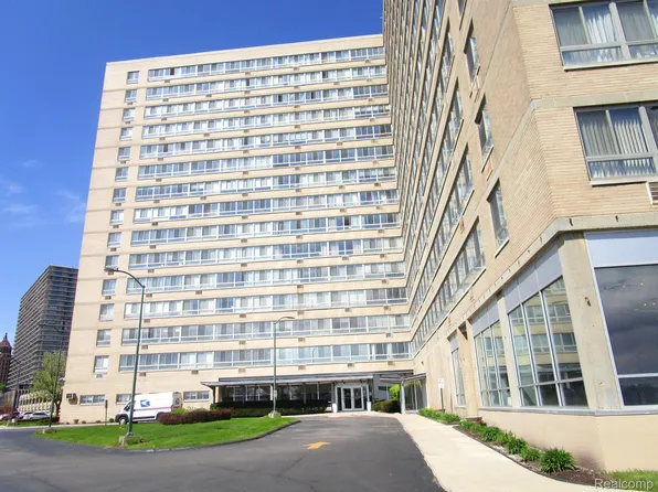 8900 E Jefferson Ave #216, Detroit, MI 48214