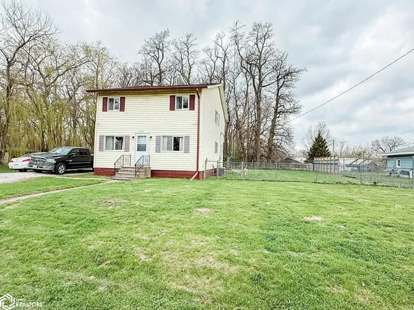 1809 Racine Ave, Burlington, IA 52601