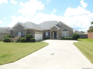 57 Joshua Cir, Elmore, AL 36025