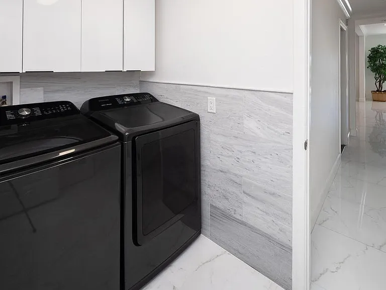 41215 Carlotta Dr — Photo 38