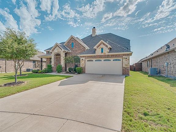 4th image of 104 N Star Ln