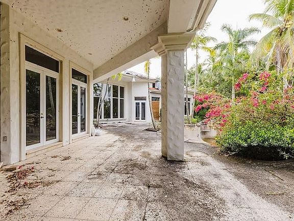 3rd image of 7101 Eagle Terrace