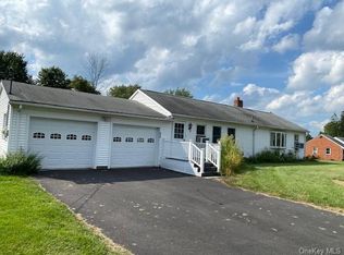 585 Lakeside Rd, Newburgh, NY 12550