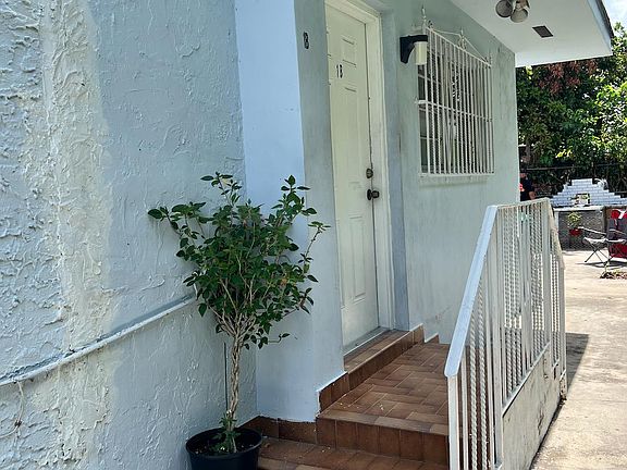 2nd image of 485 NW 25th Ct #2