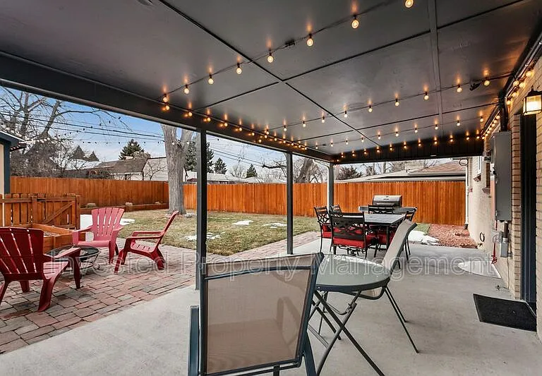 2591 S Raleigh St — Photo 33