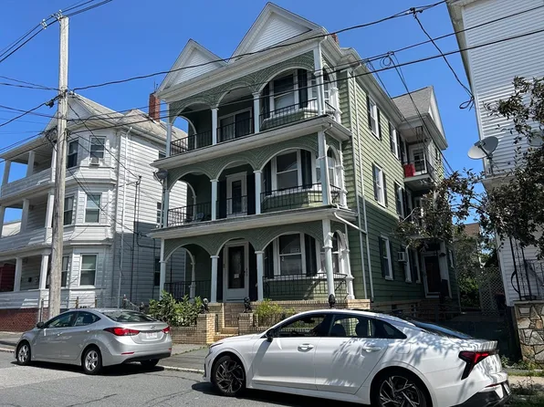 33 Sidney St, New Bedford, MA