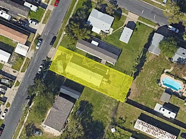 2518 Stanton Dr, Corpus Christi, TX 78418