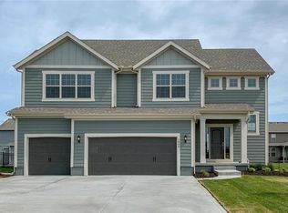 1808 NE Griffin Dr, Lees Summit, MO 64086