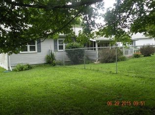 5198 N Elm Tree Rd, Cayuga, IN 47928