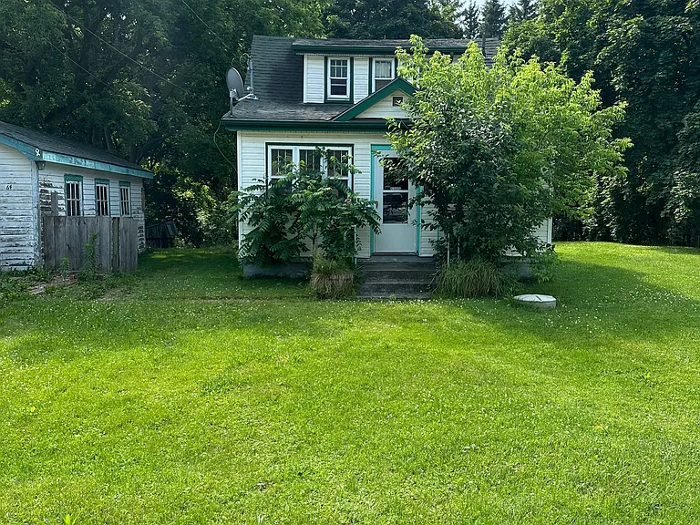 64 Frederick St — Photo 1