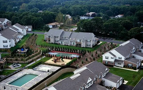 Fairfield Hills North At Farmingville — Photo 29