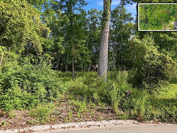 5th image of 1532 Stonehaven Rd