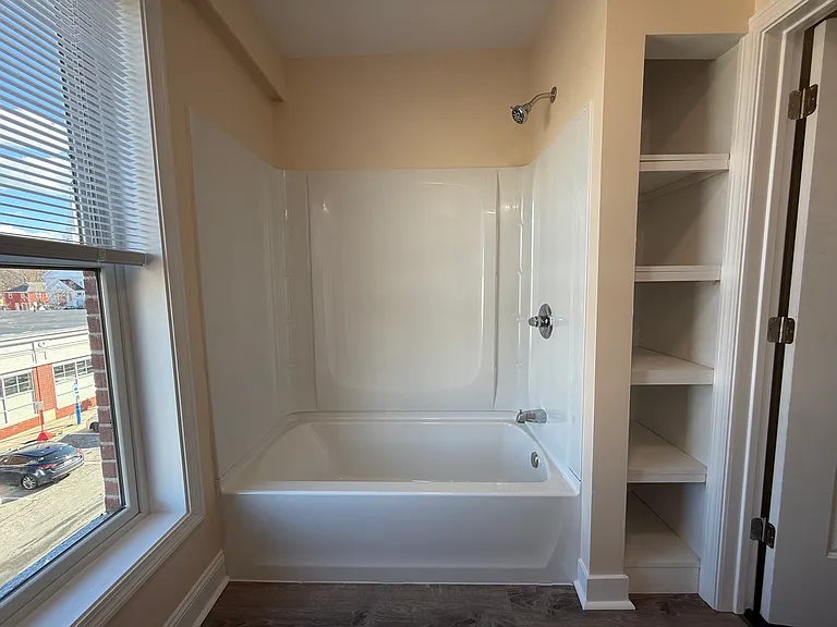 115 Main St #26 — Photo 12