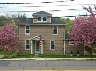 212 Riverside Dr, Factoryville, PA 18419