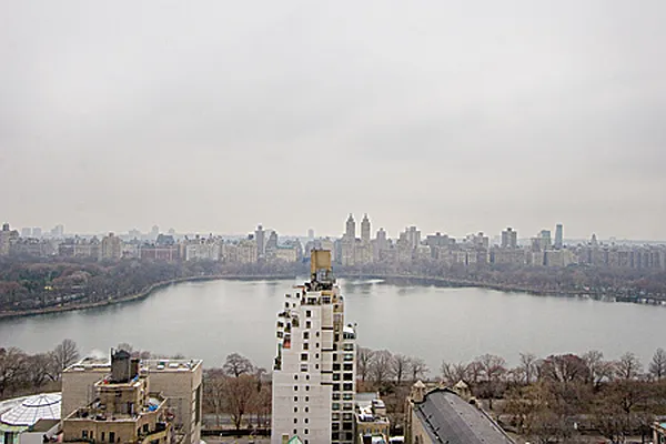 Sold by Adriana Arciello, LREB | media 44