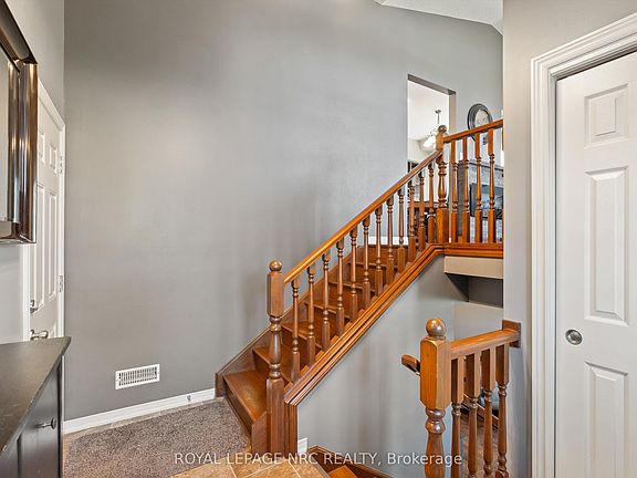 5th image of 32 Lavinia St