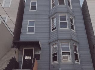 26 Garfield St APT 2, Yonkers, NY 10701