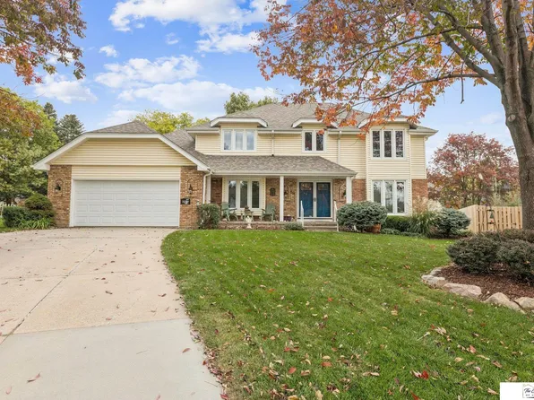 16326 Wright Cir, Omaha, NE 68130