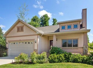 1801 Spruce Dr, Manitowoc, WI 54220