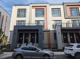 9 Steckley House Ln #513, Richmond Hill, ON