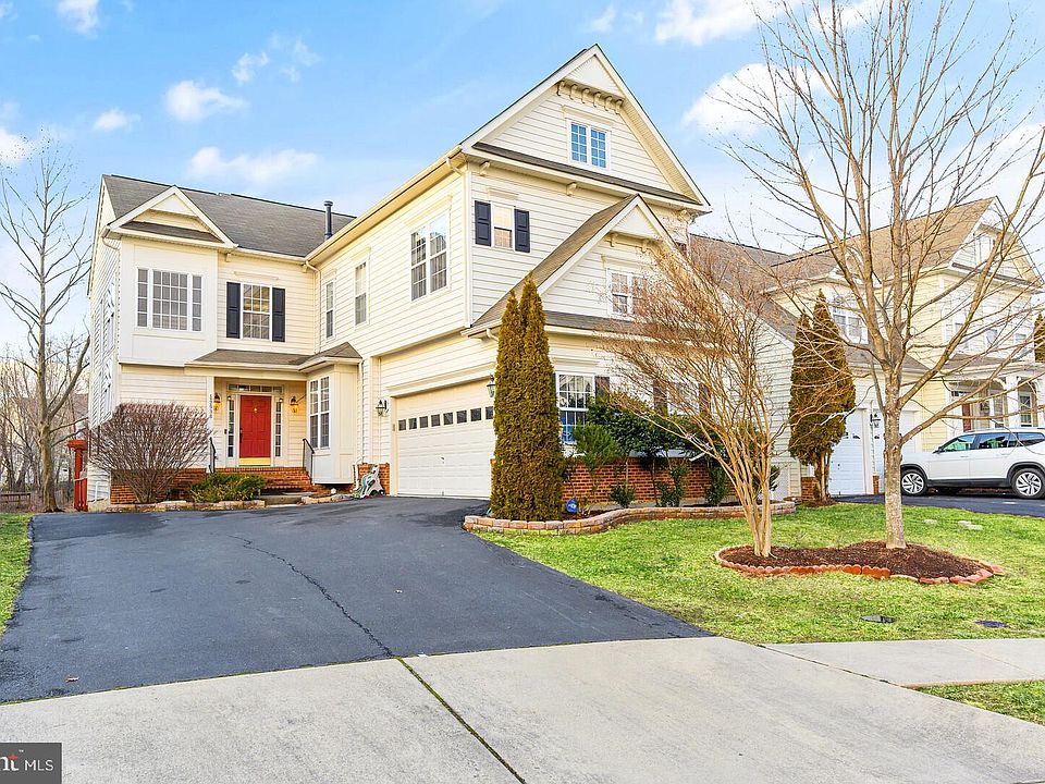 1st image of 42938 Park Brooke Ct
