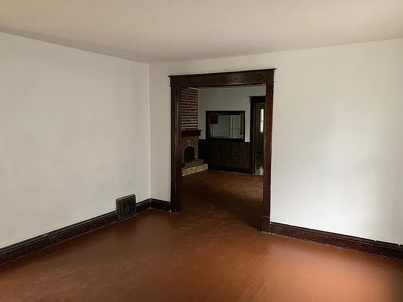 105 Fox St #1 photo 1