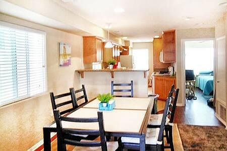 3rd image of 726 Portsmouth Ct