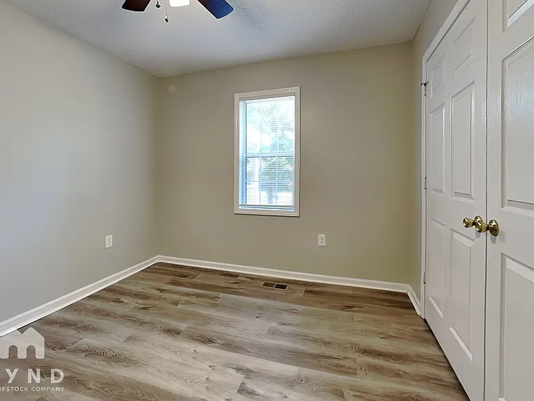 105 Mary Michael Ln — Photo 14